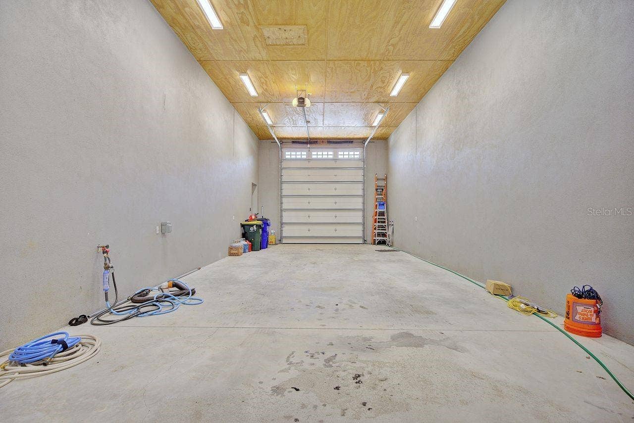 18'8" x 48'8" RV Garage
