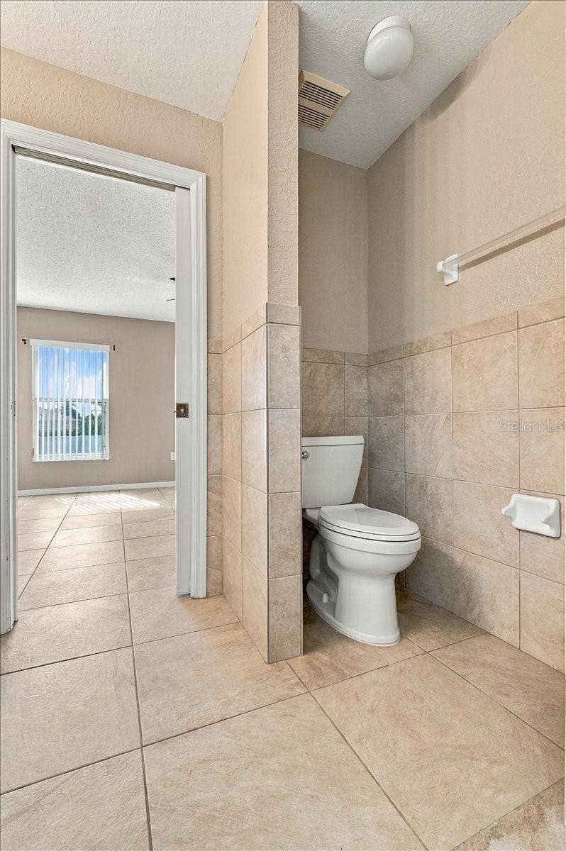 7123 SUMMIT DRIVE, Winter Haven, FL 33884 Bathroom 2