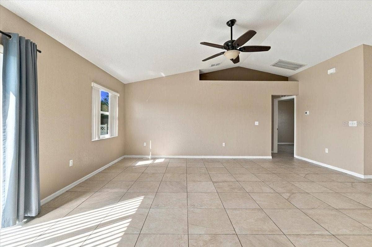 7123 SUMMIT DRIVE, Winter Haven, FL 33884 Living Area