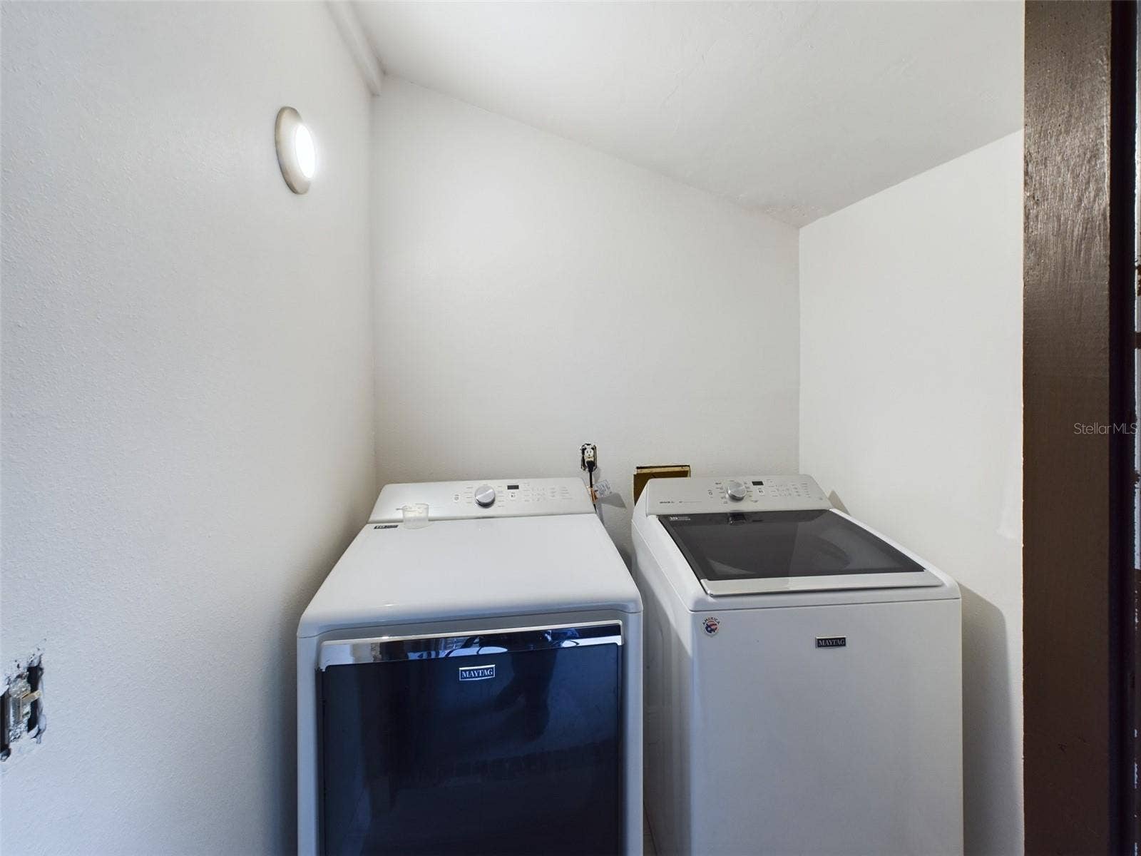 1836 N CRYSTAL LAKE DRIVE, #117, Lakeland, FL 33801 1836 N CRYSTAL LAKE DRIVE, #117, Lakeland, FL 33801