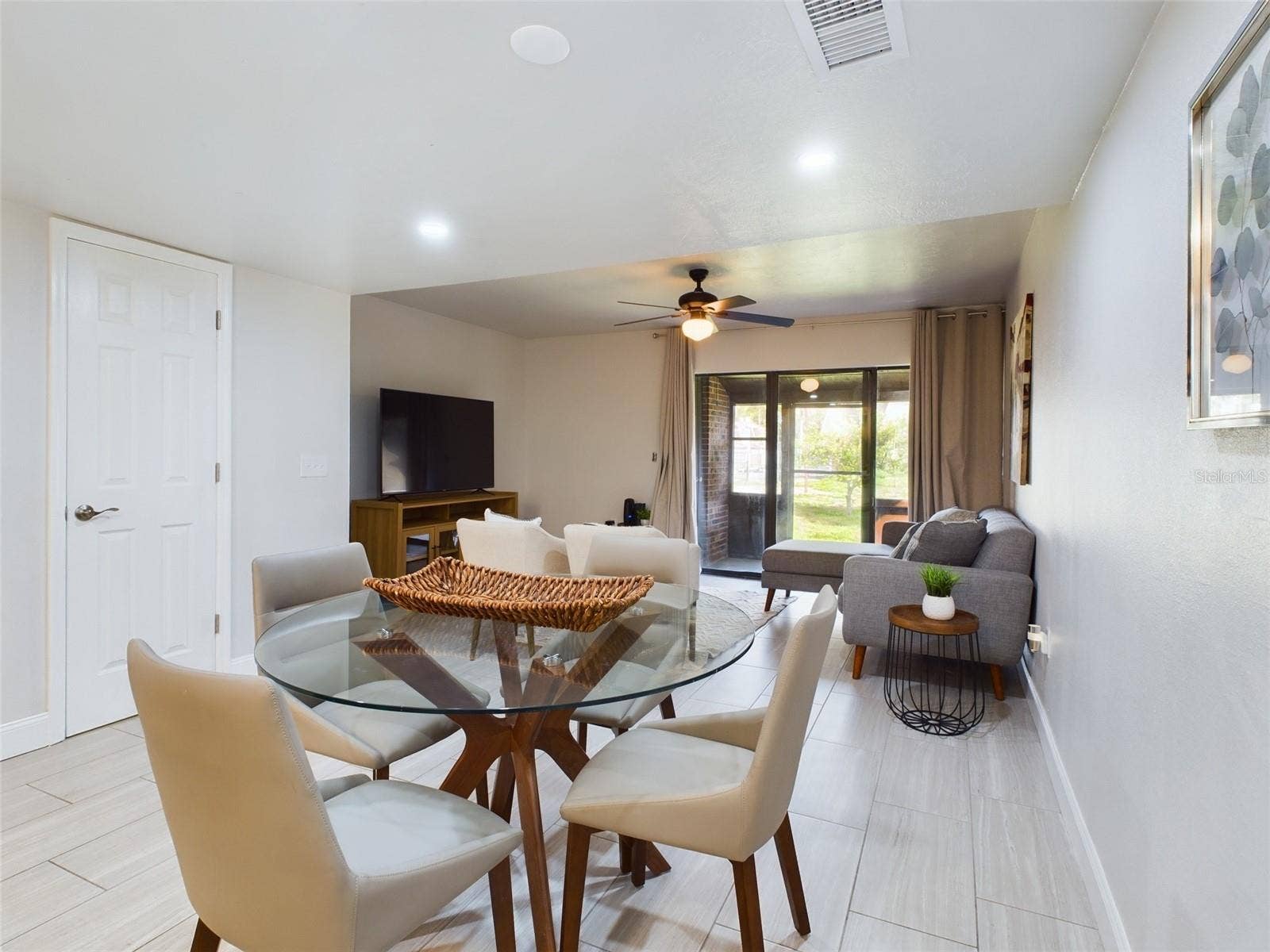 1836 N CRYSTAL-LAKE DRIVE, #117, Lakeland, FL 33801 1836 N CRYSTAL-LAKE DRIVE, #117, Lakeland, FL 33801