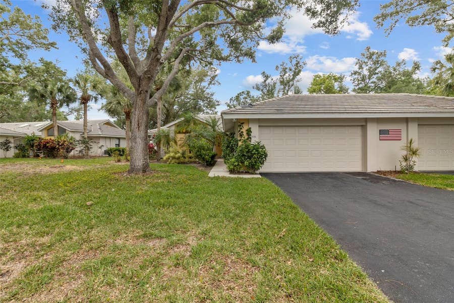 Property photo for 235 SOUTHAMPTON LANE, #276, Venice, FL