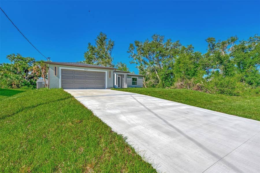 Property photo for 3847 E PRICE BOULEVARD, North Port, FL