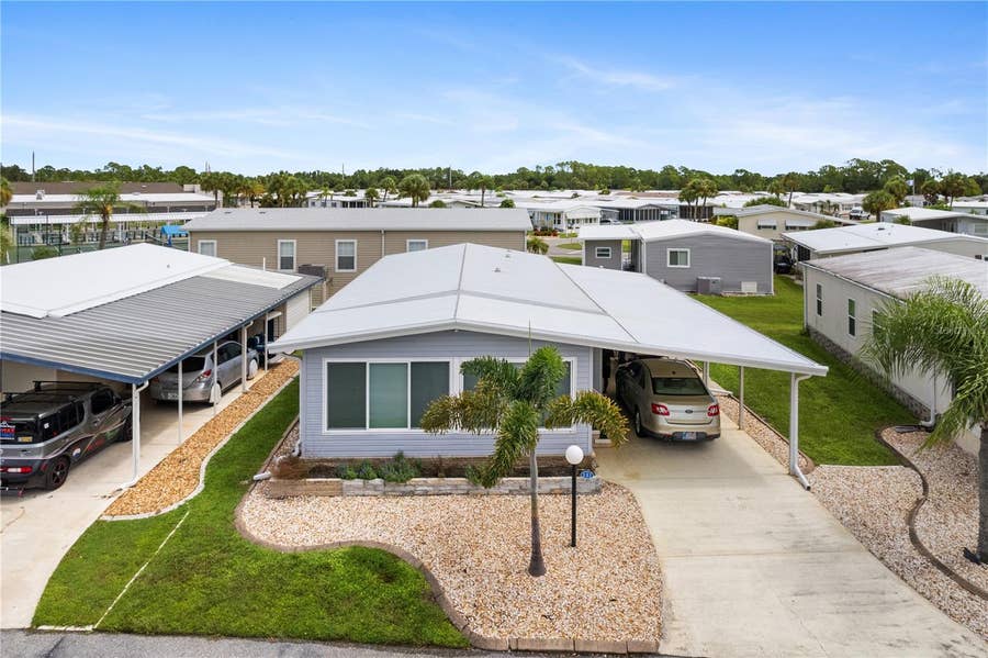 Property photo for 131 MARTINIQUE ROAD, North Port, FL