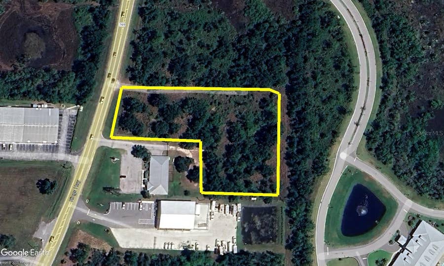 Property photo for 12280 SW COUNTY ROAD 769, Lake Suzy, FL
