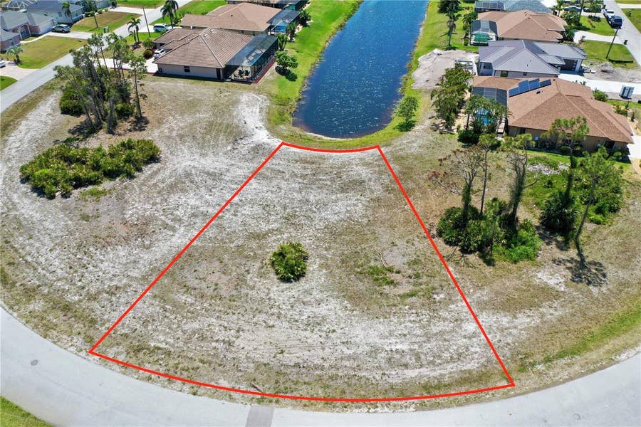 Property photo for 15 MEDALIST WAY, Rotonda West, FL