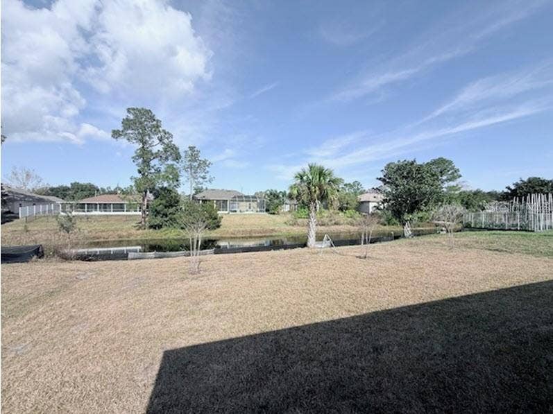 25 ROUND THORN DRIVE, Palm Coast, FL 32164 25 ROUND THORN DRIVE, Palm Coast, FL 32164
