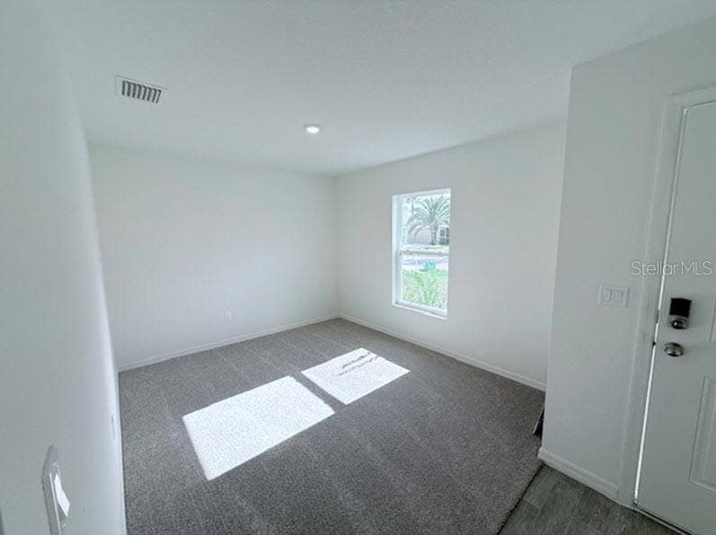 25 ROUND THORN DRIVE, Palm Coast, FL 32164 25 ROUND THORN DRIVE, Palm Coast, FL 32164