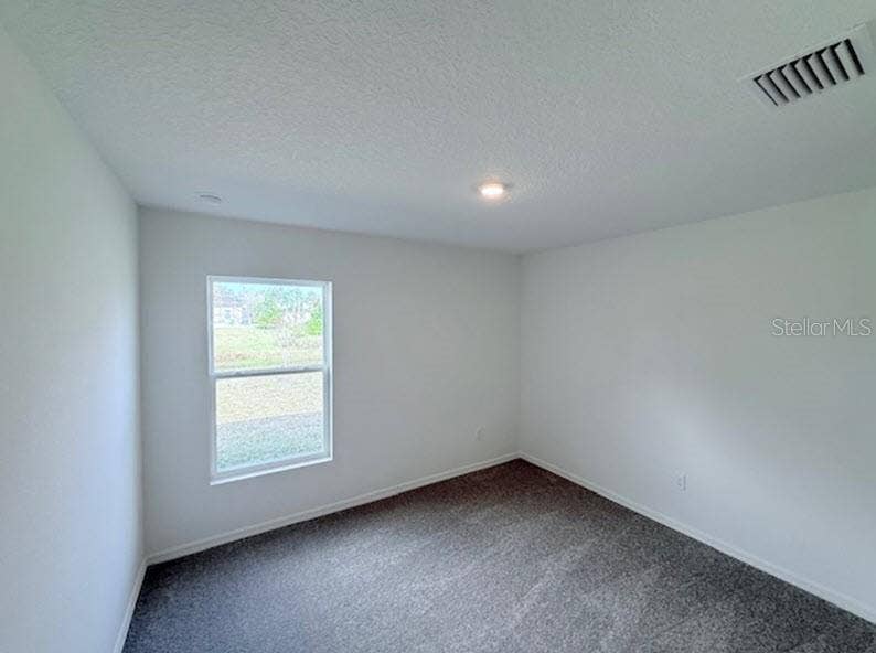 25 ROUND THORN DRIVE, Palm Coast, FL 32164 25 ROUND THORN DRIVE, Palm Coast, FL 32164