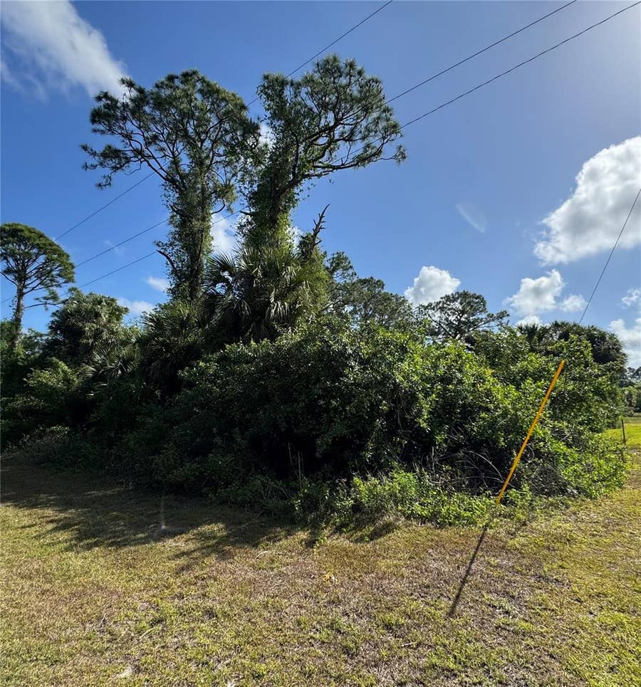 Property photo for 453 LAMPION AVENUE S, Lehigh Acres, FL