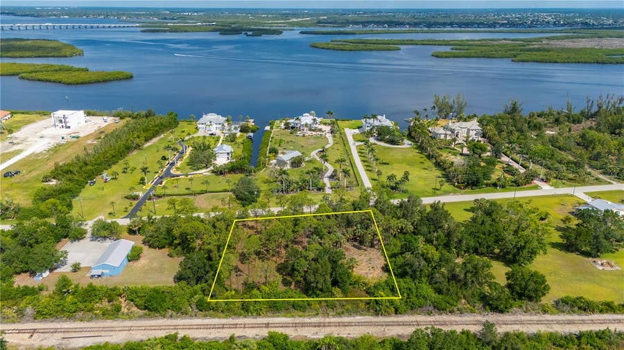 Property photo for 4685 RIVERSIDE DRIVE, Punta Gorda, FL