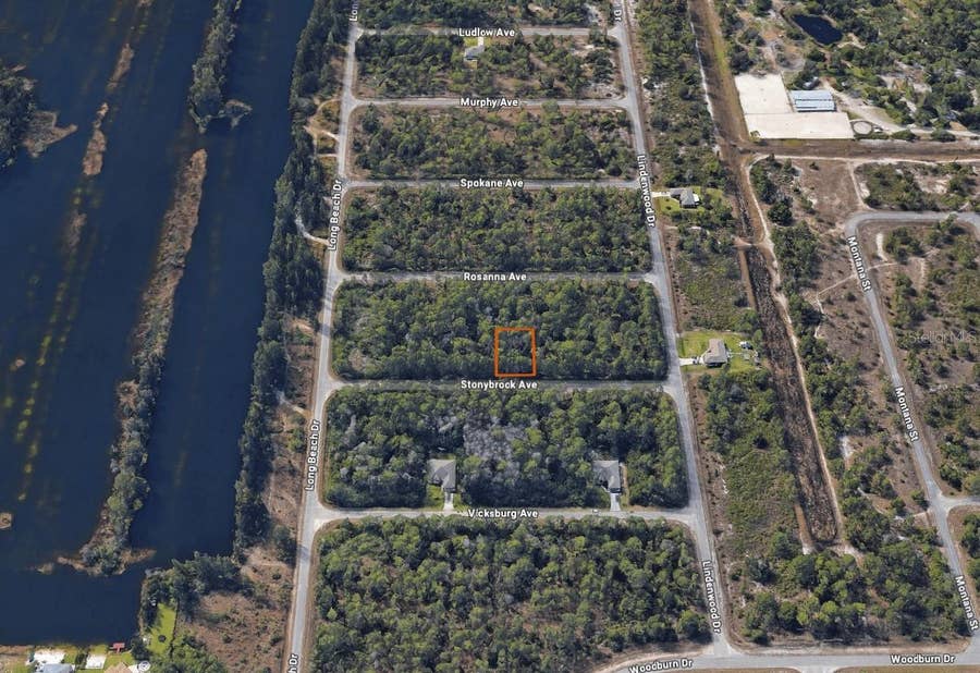 Property photo for 309 STONYBROOK AVENUE, Lehigh Acres, FL