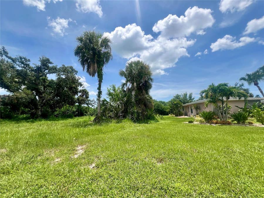 Property photo for 25 OAKLAND HILLS PLACE, Rotonda West, FL