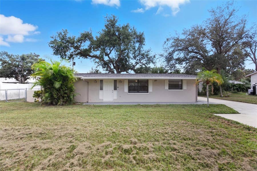 Property photo for 101 OBERLIN ROAD, Venice, FL