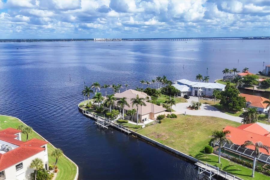 Property photo for 7 HIBISCUS DRIVE, Punta Gorda, FL