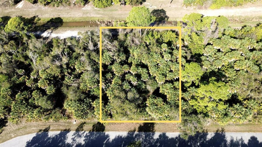 Property photo for RAYFIELD DRIVE, North Port, FL