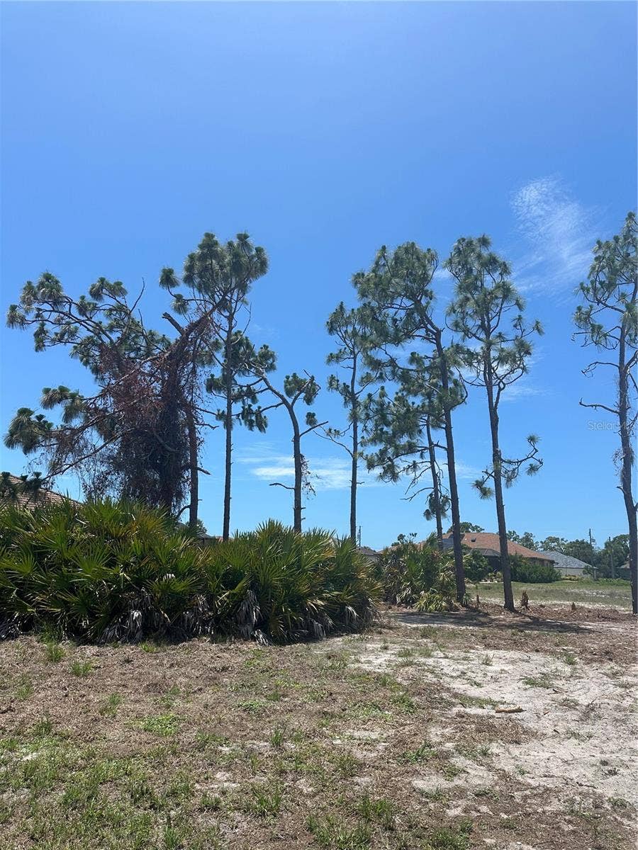 Property photo for 11 MEDALIST WAY, Rotonda West, FL