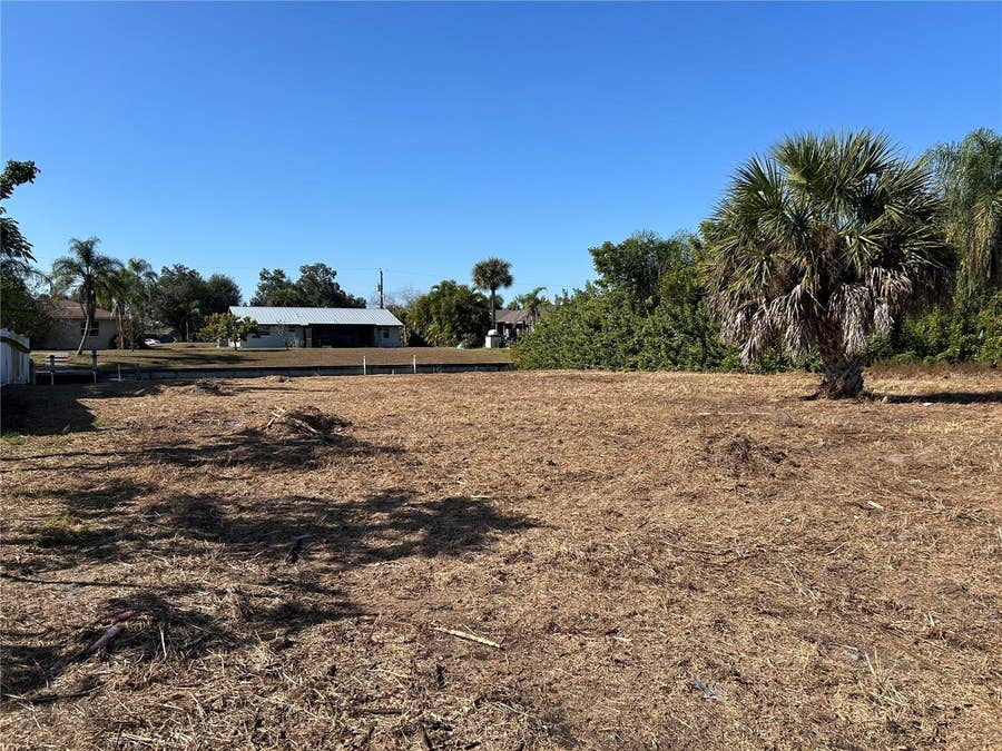 Property photo for 3285 SANTA BARBARA DR, Punta Gorda, FL
