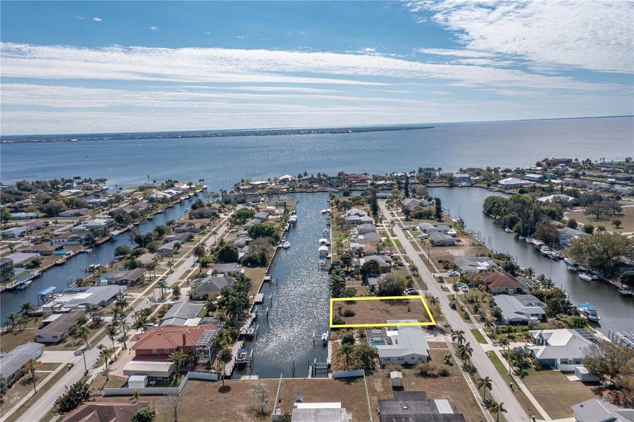 Property photo for 109 BALDWIN COURT SE, Port Charlotte, FL