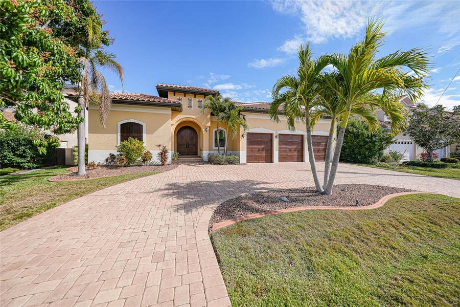 Property photo for 166 HIBISCUS DRIVE, Punta Gorda, FL