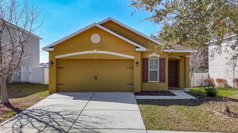 Property photo for 13221 WATERFORD CASTLE DRIVE, Dade City, FL