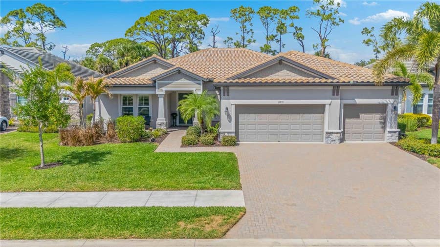 Property photo for 19835 BRIDGETOWN LOOP, Venice, FL