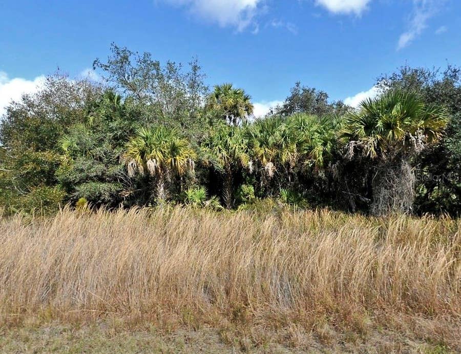 Property photo for GROVER CIRCLE, North Port, FL