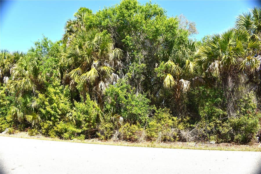 Property photo for 13358 DRUMMOND AVENUE, Port Charlotte, FL
