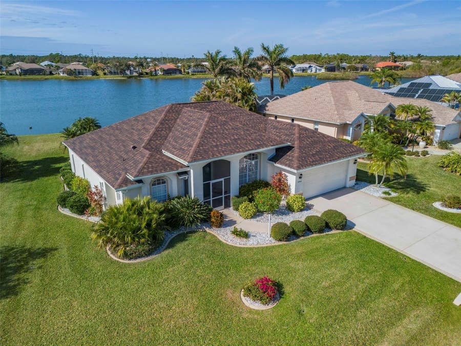 Property photo for 12942 SW KINGSWAY CIRCLE, Lake Suzy, FL