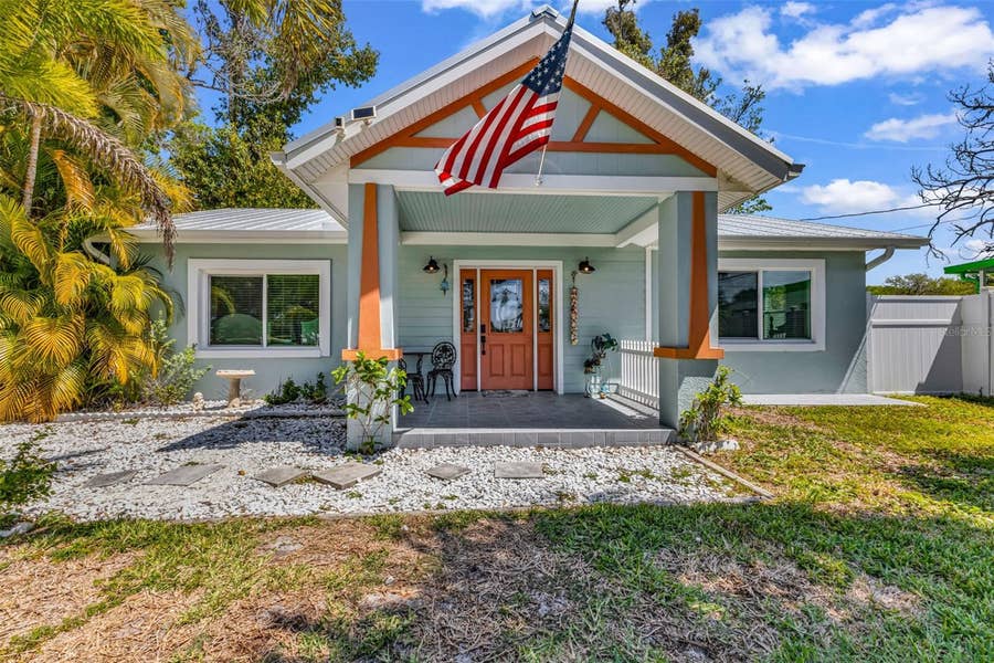Property photo for 115 WINSON AVENUE, Englewood, FL