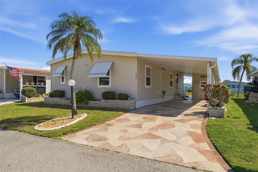 Property photo for 212 MARTINIQUE ROAD, North Port, FL