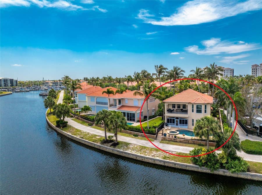 Property photo for 3337 SUNSET KEY CIRCLE, Punta Gorda, FL