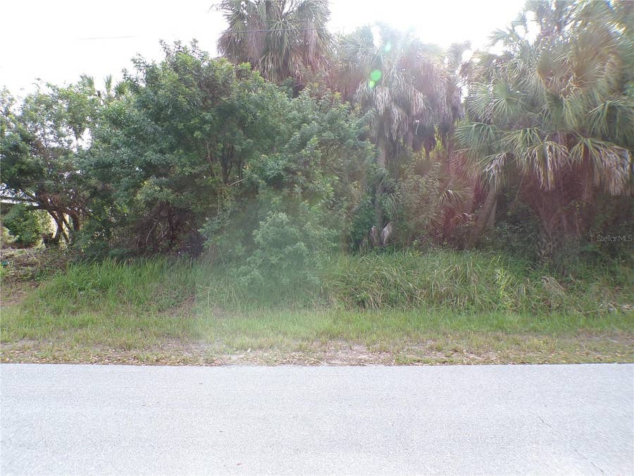 Property photo for 164 FERDON CIRCLE, Port Charlotte, FL