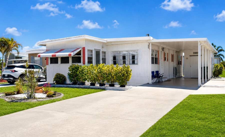 Property photo for 553 FLEETWOOD STREET, North Port, FL
