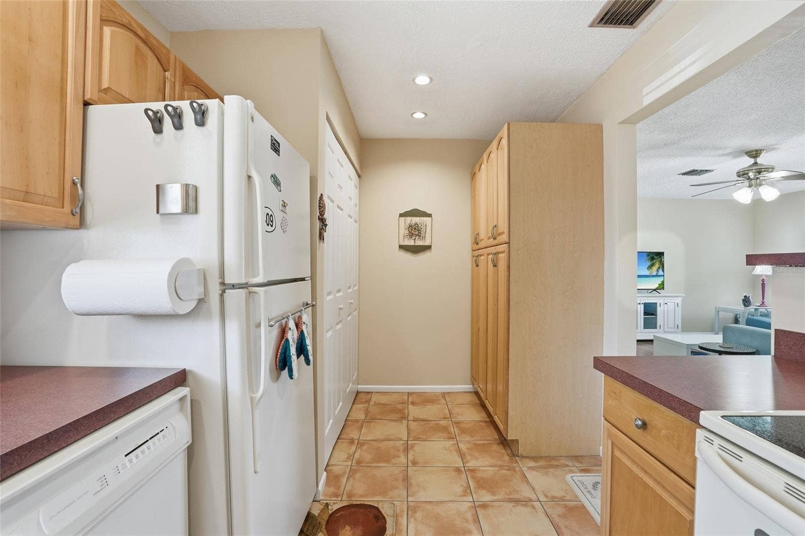 4289 ISLAND CIRCLE, #1, Fort Myers, FL 33919 4289 ISLAND CIRCLE, #1, Fort Myers, FL 33919