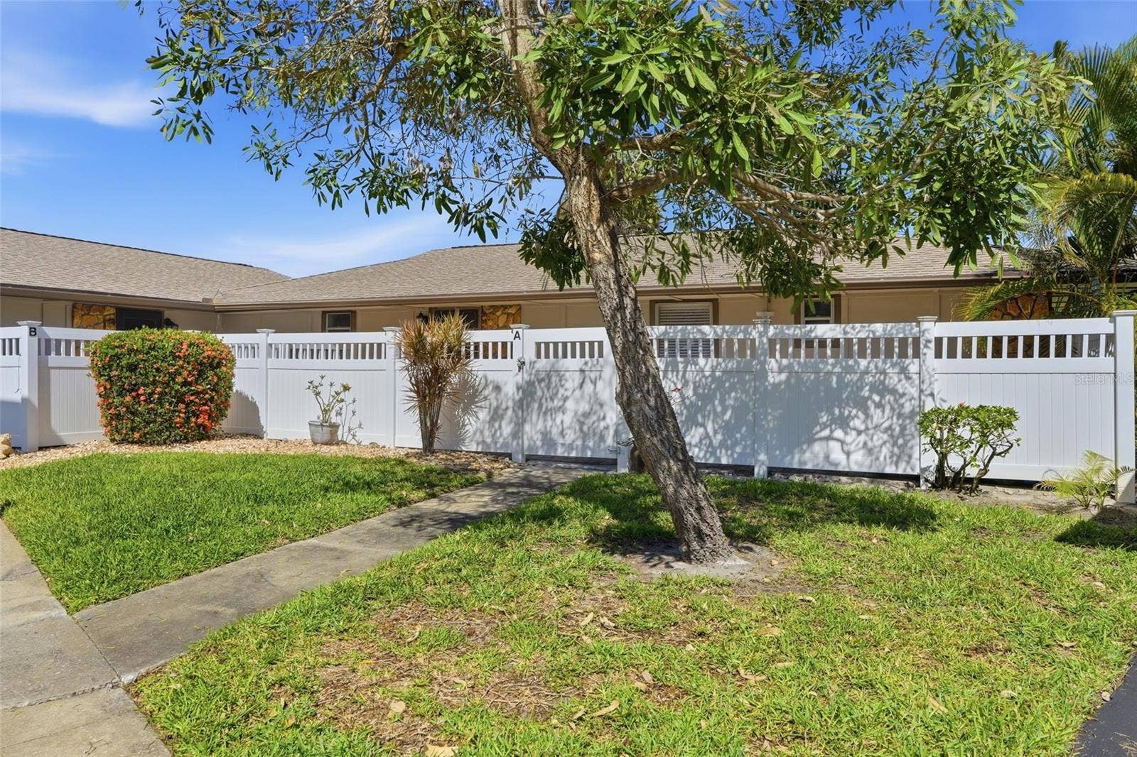 4289 ISLAND CIRCLE, #1, Fort Myers, FL 33919 4289 ISLAND CIRCLE, #1, Fort Myers, FL 33919