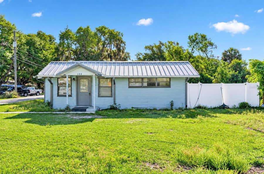 Property photo for 108 EARL AVENUE, Auburndale, FL