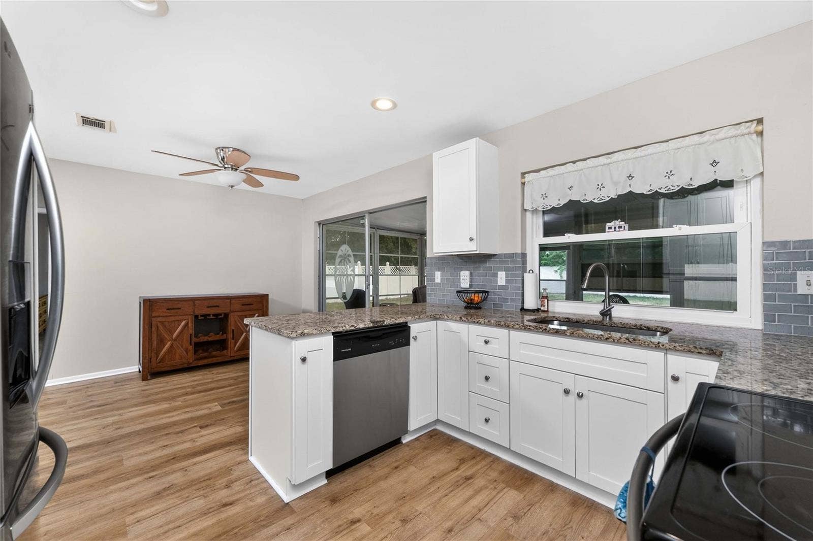 557 MAGNOLIA AVENUE NW, Port Charlotte, FL 33952