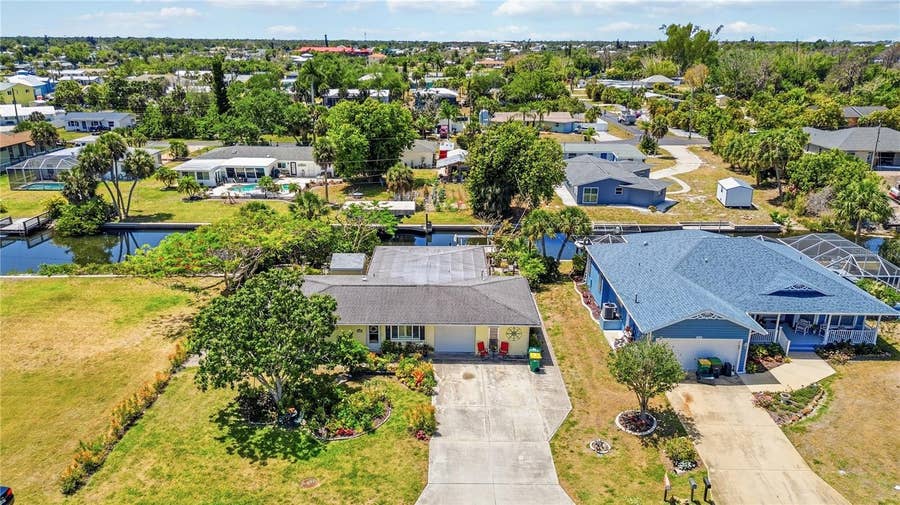 Property photo for 885 E 3RD STREET, Englewood, FL