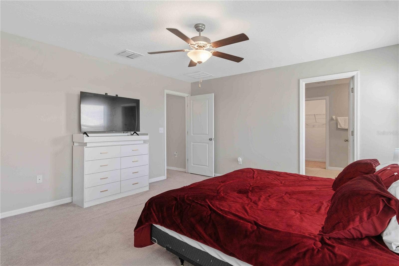 9440 LEMON DROP LOOP, Sun City Center, FL 33573