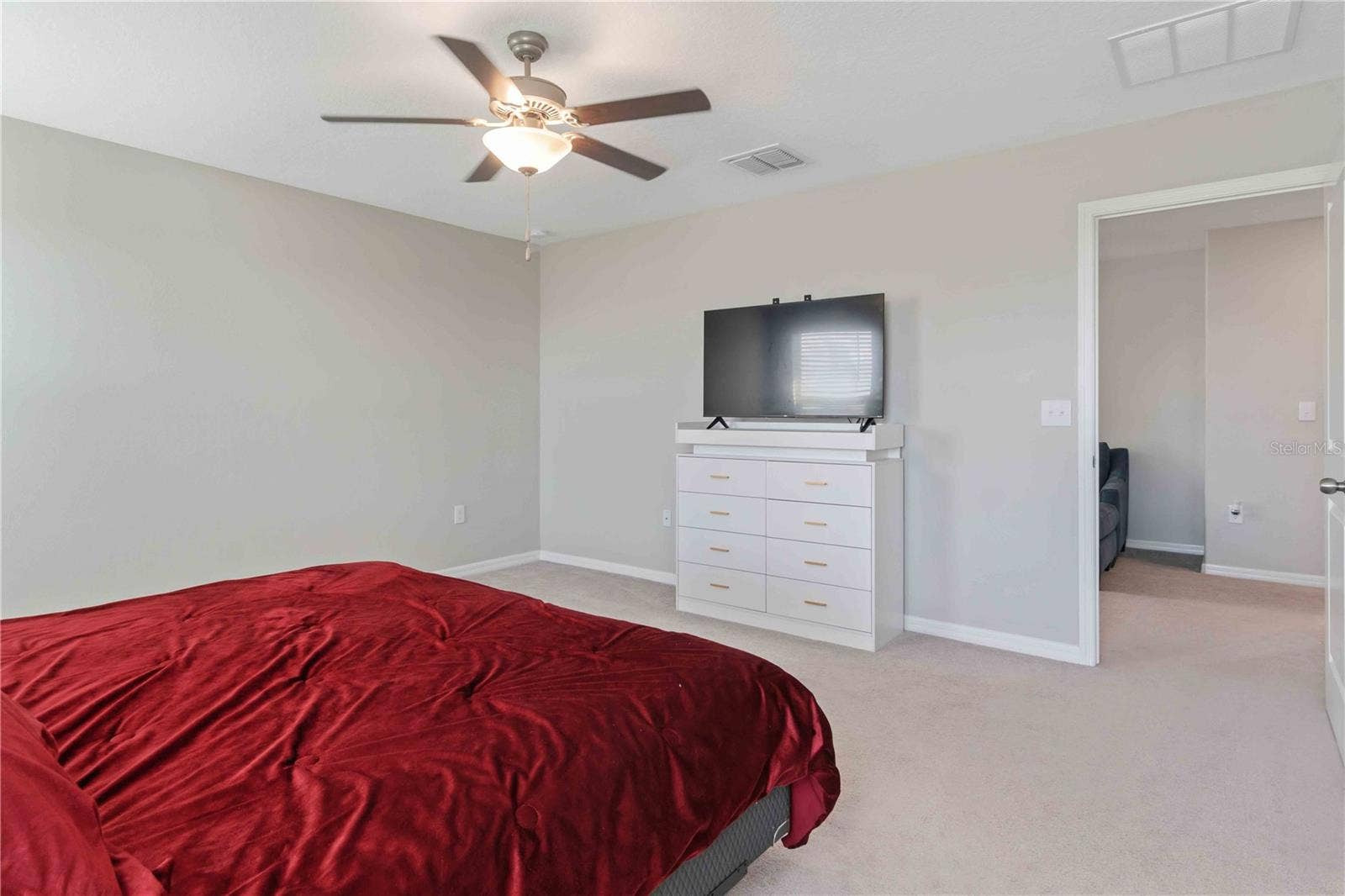 9440 LEMON DROP LOOP, Sun City Center, FL 33573