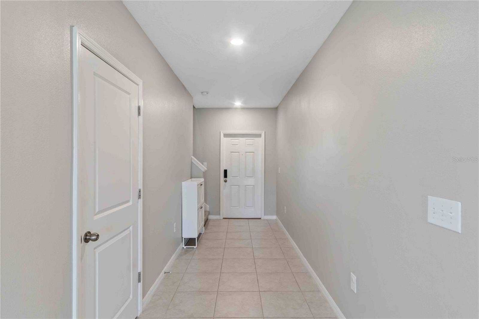 9440 LEMON DROP LOOP, Sun City Center, FL 33573