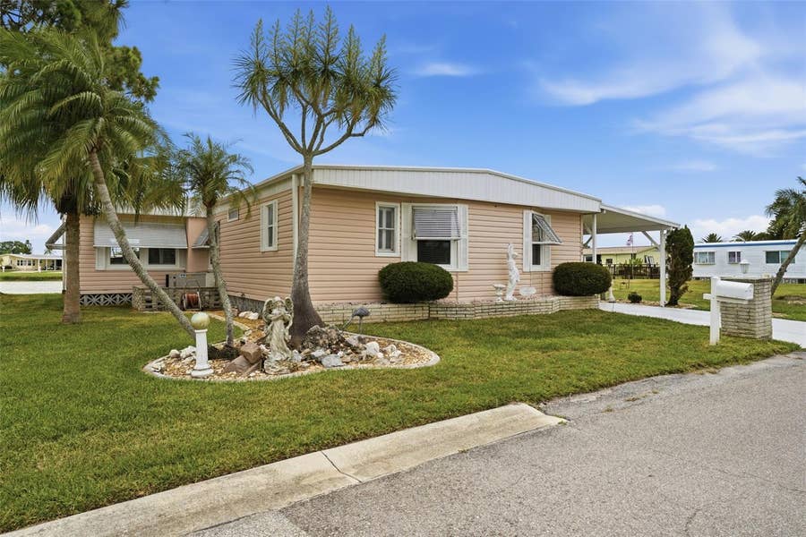 Property photo for 520 IMPERIAL DRIVE, North Port, FL
