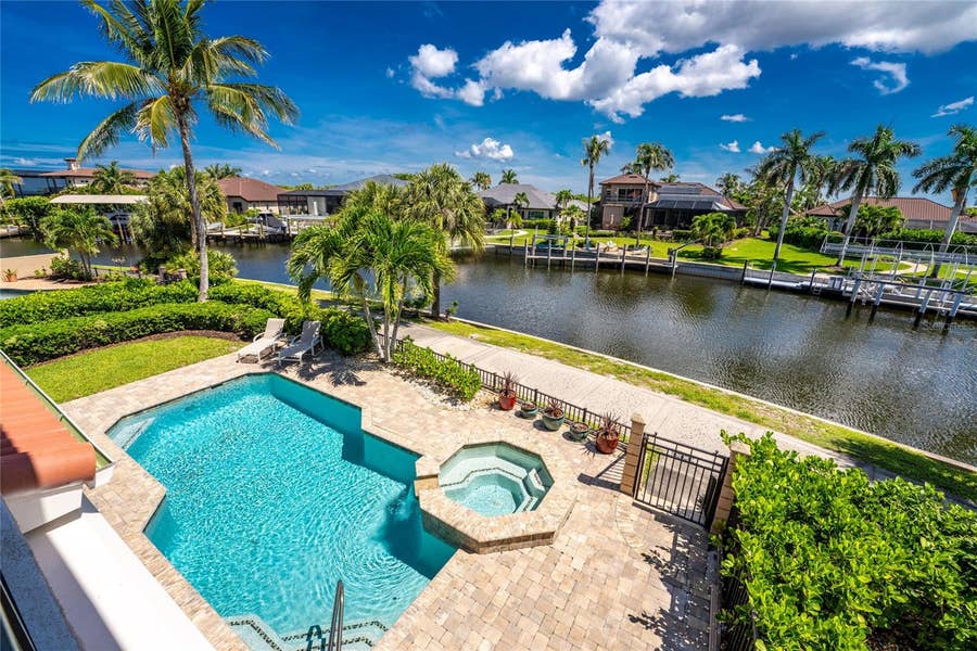 Property photo for 3341 SUNSET KEY CIRCLE, Punta Gorda, FL