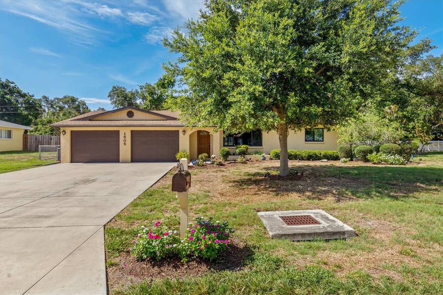 Property photo for 1505 PINE STREET E, Nokomis, FL