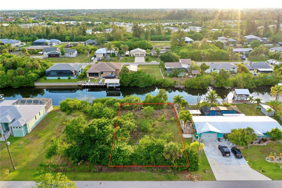 Property photo for 3709 WISTERIA PLACE, Punta Gorda, FL