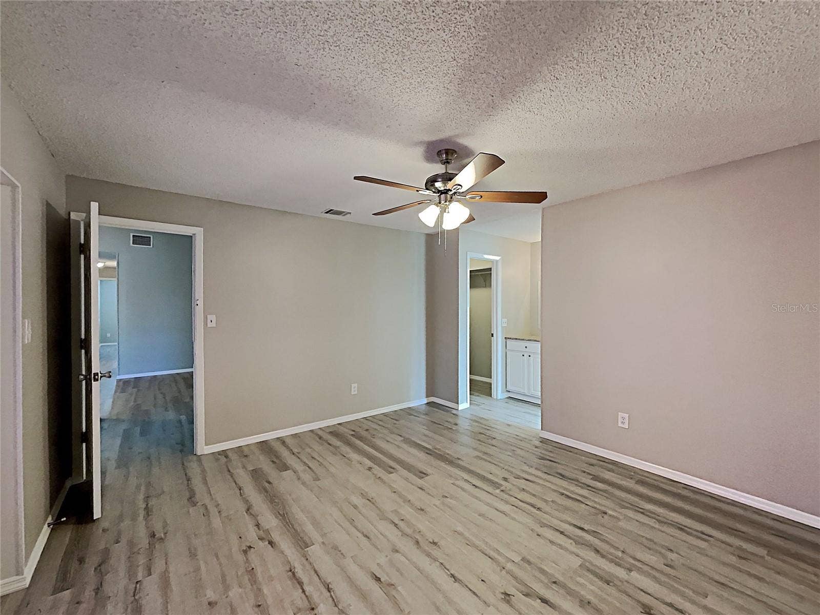 11532 BENBOW COURT, Orlando, FL 32837 11532 BENBOW COURT, Orlando, FL 32837