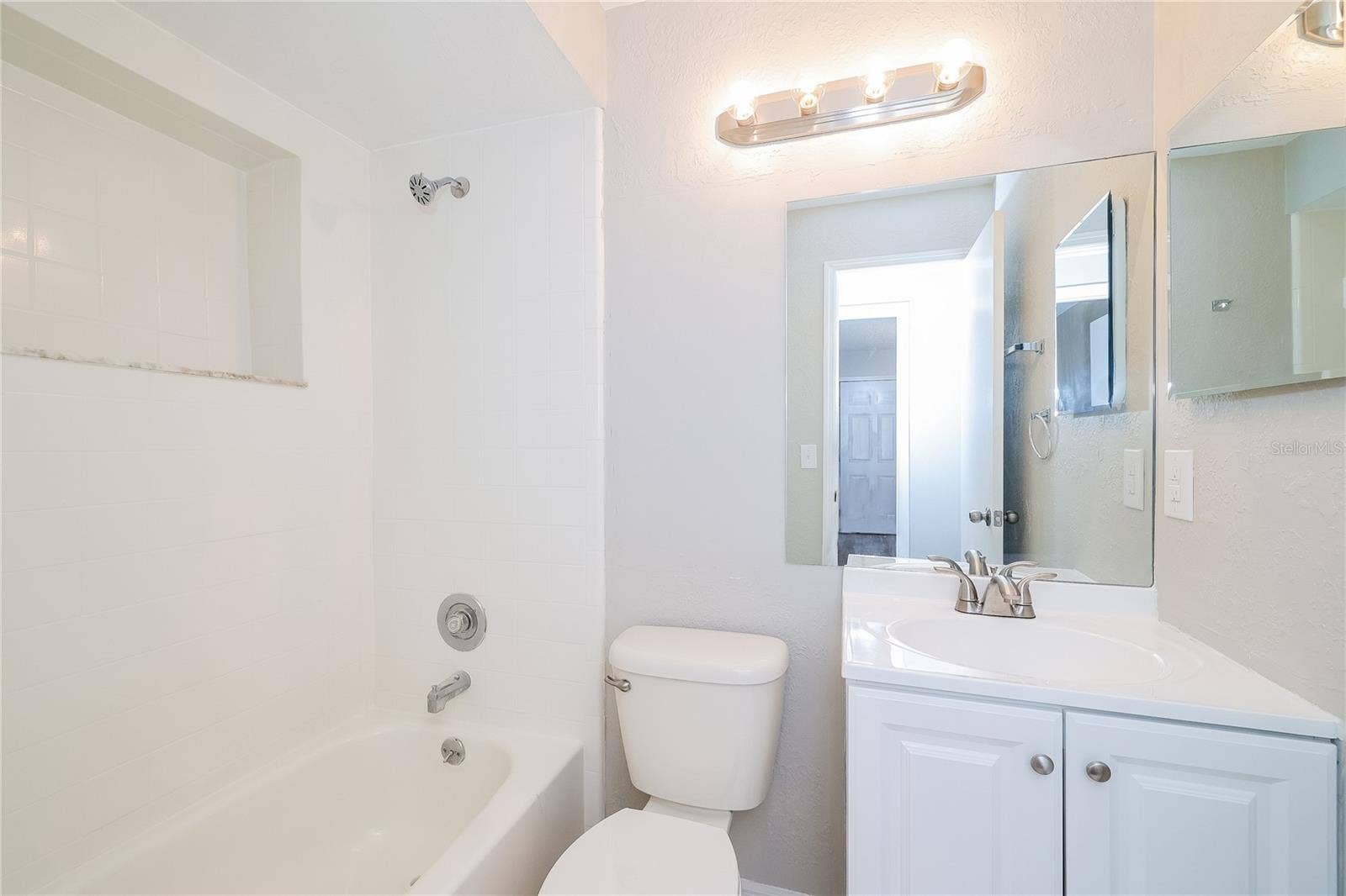 1535 LAWNDALE CIRCLE, Winter Park, FL 32792 1535 LAWNDALE CIRCLE, Winter Park, FL 32792