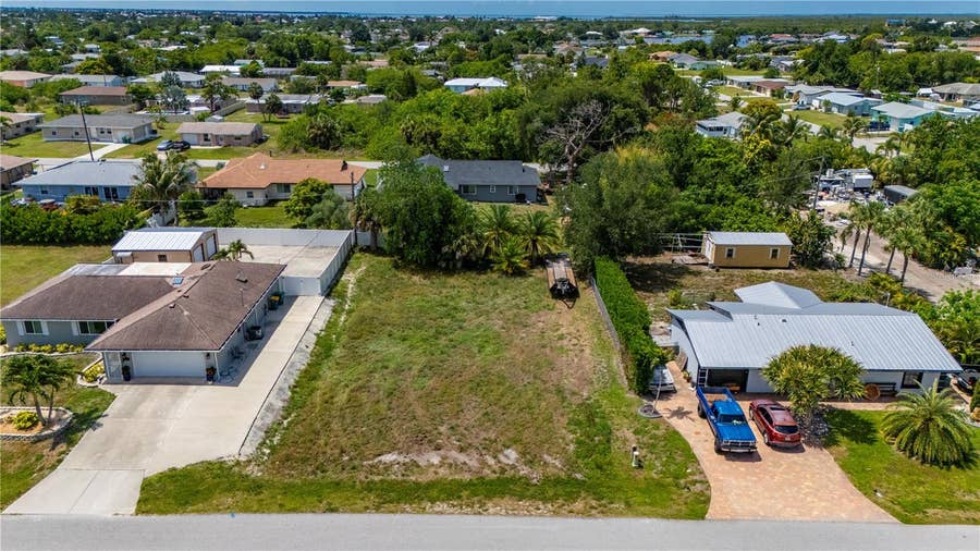 Property photo for 209 CYPRESS AVENUE NW, Port Charlotte, FL