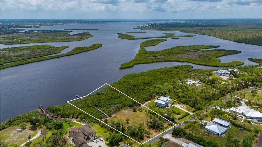 Property photo for 0 RIVERFRONT DRIVE, #Lot 6, Venice, FL